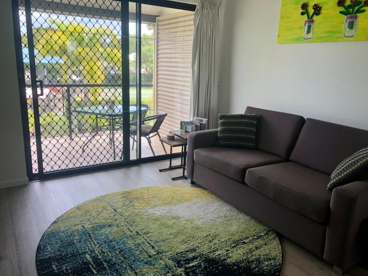 Apartment In 4* Resort - Pool Views - Great Location Noosaville Eksteriør bilde